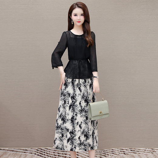 舒适百搭，中袖雪纺小衫印花半身裙两件套（送吊带）QYM-OMS-FDA456-L 商品图0