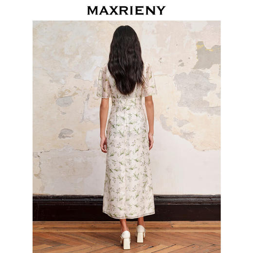 MAXRIENY【商场同款】欧式园艺风铃兰花印花裙子秋季抽褶连衣裙 绿花MAXRIENY【商场同款】欧式园艺风铃兰花印花裙子秋季抽褶连衣裙 绿花 MC88DR627 商品图3