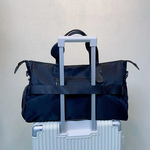 ALBB-休闲旅行包男女单肩大包防水尼龙包包个性撞色织带简约短途行李包 商品图4