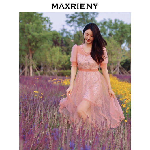 MAXRIENY缎面半袖茶歇裙夏碎花V领连衣裙设计感(货号:MC87DR342) 商品图2