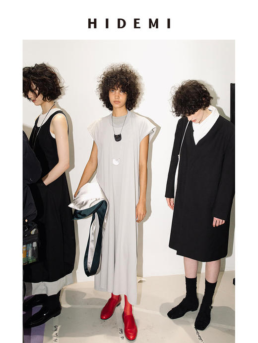 HIDEMI 极简圆领龟背感廓形落肩袖针织t连衣裙休闲感长裙 商品图3