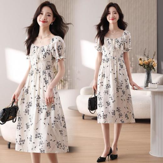 方领碎花连衣裙2024新款夏季女装高级感方领短袖修身显瘦中长裙子 商品图0