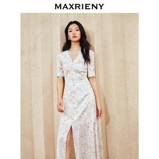 MAXRIENY浪漫复古氛围感蕾丝钉珠连衣裙2024夏季新款V领开叉长裙(货号:MS85DR029) 商品图1