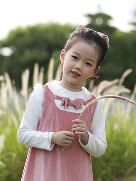 花边领针织长袖T恤