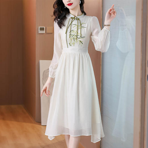 AHM-8276新中式国风气质显瘦长裙夏季新款重工刺绣高级感别致连衣裙 商品图2