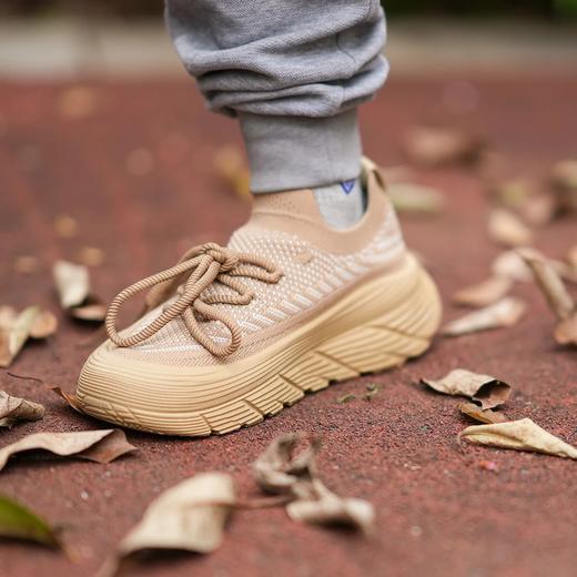 飞织软底运动休闲鞋 商品图2