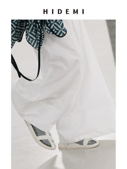 HIDEMI 极简交叉十字带厚底凉鞋 米色蜥蜴纹/乌木棕麂皮/白色羊皮 商品图3