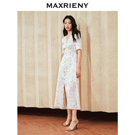 MAXRIENY浪漫复古氛围感蕾丝钉珠连衣裙2024夏季新款V领开叉长裙(货号:MS85DR029) 商品图2