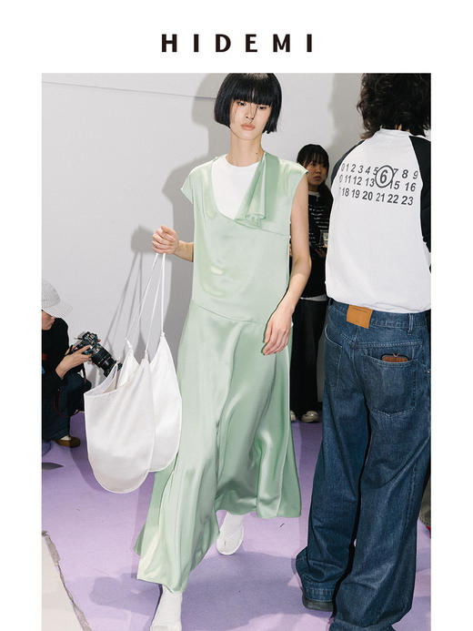 HIDEMI 【娜扎同款】昨日我是月亮系列极简流线感月牙包 中号/小号 商品图13