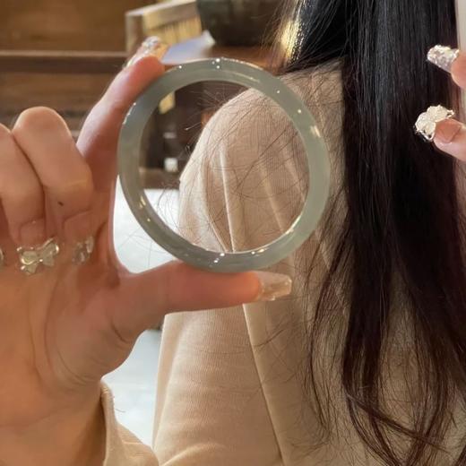 「仅9.9元包邮！四色可选」新中式琉璃烟灰色古风手镯 女轻奢首饰简约设计感ins礼物小众时尚饰品 商品图1