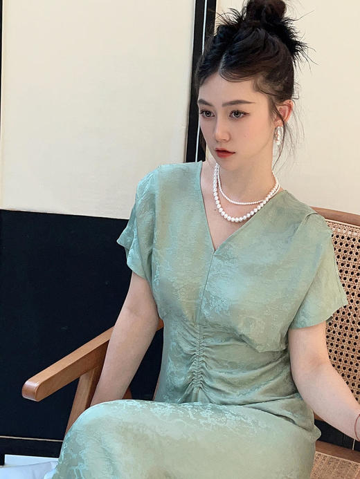 盛唐牡丹 |天青色织金真丝提花褶皱长裙 商品图3