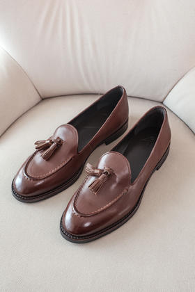 英伦流苏真皮乐福鞋