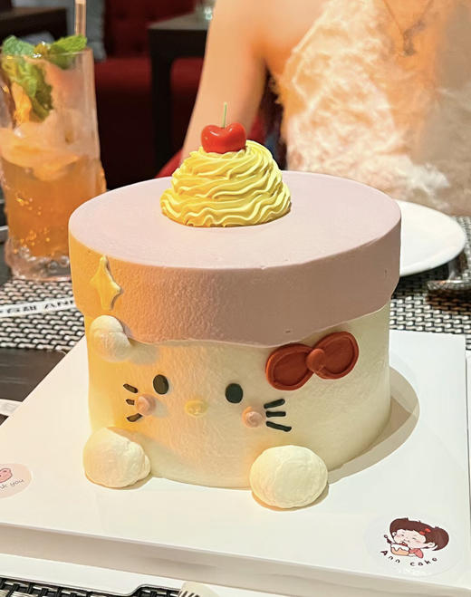 戴蝴蝶结的hello kitty 商品图1