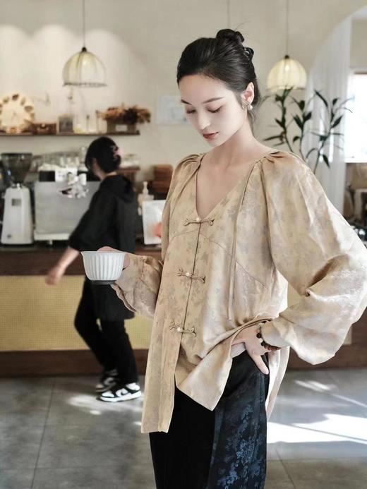 盛唐牡丹 |真丝冠乐绉女上衣-香槟金 商品图2