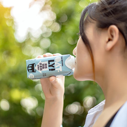 OATLY 原味低脂燕麦奶 250ml*18 商品图2