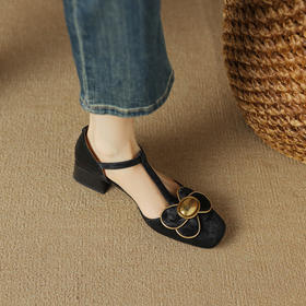 【预售5天】丝绸牛皮方头单鞋，花朵T带丁字鞋包头凉鞋LD&6777