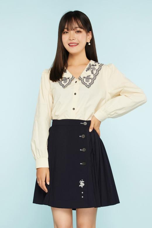 amadella 黑色刺绣花边领衬衣 11252 商品图0