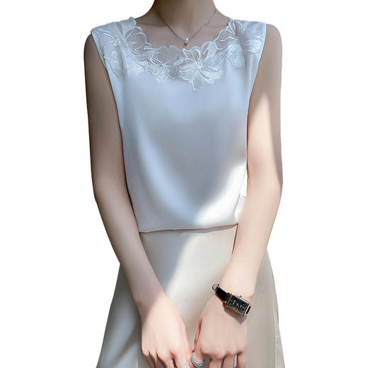 R-A28丝绸缎面2024春夏季新女圆领无袖背心T恤网纱拼接上衣百搭打底衫 商品图4