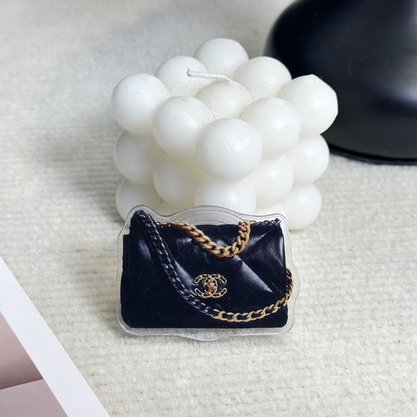 DIY Chanel 19bag 手机支架