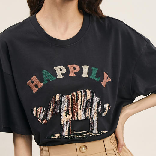 谜底宽松T恤短袖女2024年夏季新款趣味绣花圆领百搭上衣242MT0528 商品图3