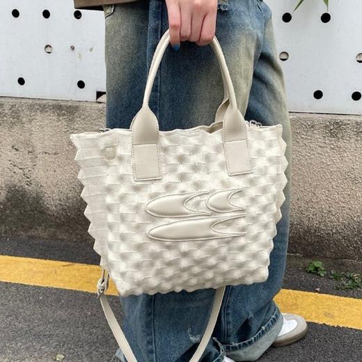 奶油白立体针织菠萝小挎包两背托特包 商品图1