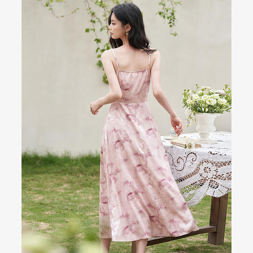 新中式国风缎面重工提花晕染连衣裙女春夏收腰A摆吊带裙V1240931 商品图4