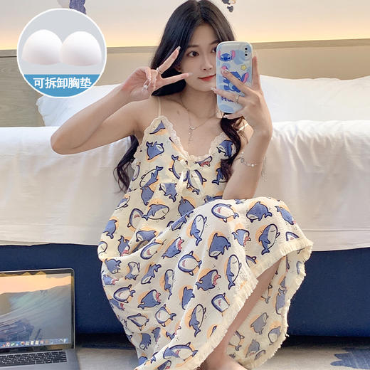 【吊带睡裙不分身材，谁穿谁好看】夏季爆款带胸垫可拆，面料轻薄柔软透气舒适，泡泡棉睡衣女款宽松甜美可爱家居服睡裙QQ 商品图5