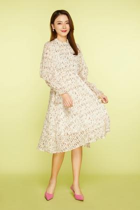 L.Fleuri 荷叶边立领印花连衣裙 11336