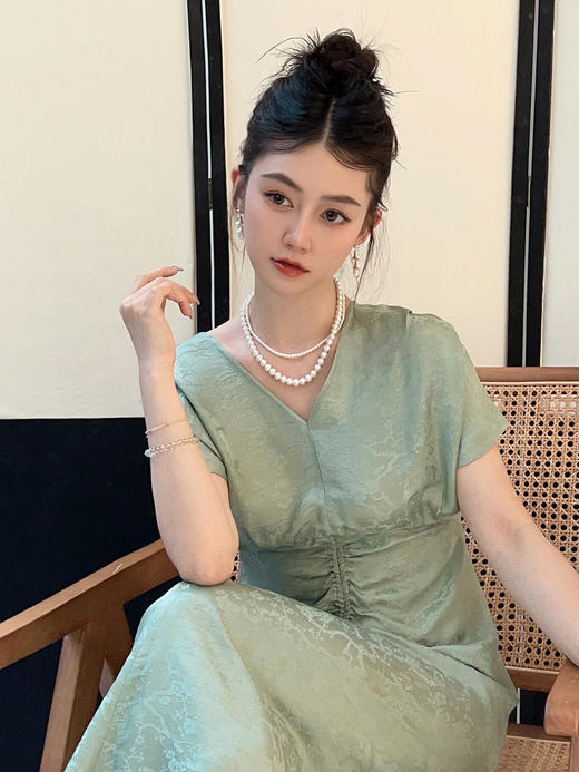 盛唐牡丹 |天青色织金真丝提花褶皱长裙 商品图2