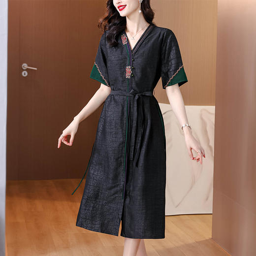 NYL-8803改良旗袍黑色连衣裙夏季新款时尚洋气V领宽松系带中长裙 商品图1