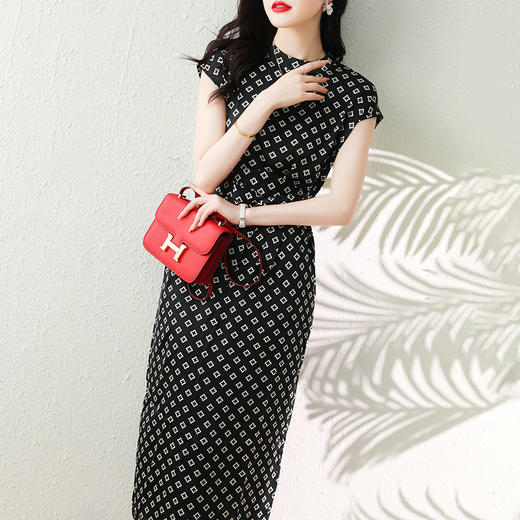 高级感印花，收腰显瘦雪纺连衣裙FD-D251653 商品图3