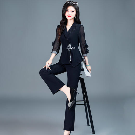 QYM-246626新中式国风职业套装女春夏时尚西装领长袖上衣直筒长裤休闲两件套 商品图1