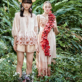 谜底高端连衣裙无袖2024夏季新款复古文艺刺绣优雅长裙242GL0661