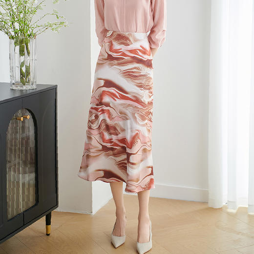 米思阳2026春新款时尚粉色印花中长裙顺滑显瘦百搭半身裙1814 商品图0