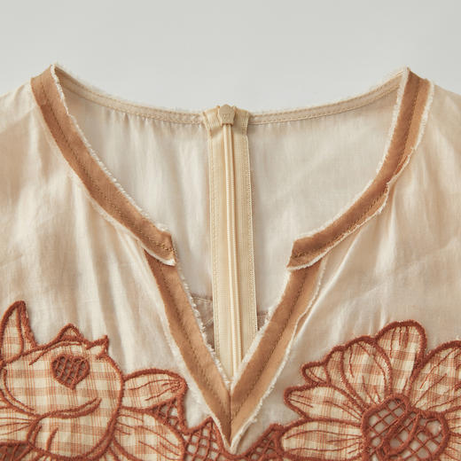 谜底高端连衣裙无袖2024夏季新款复古文艺刺绣优雅长裙242GL0661 商品图3