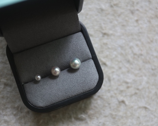 年少不知珍珠美 哈！出口订单 天然海水 Akoya 圆珠 素钉 三种规格