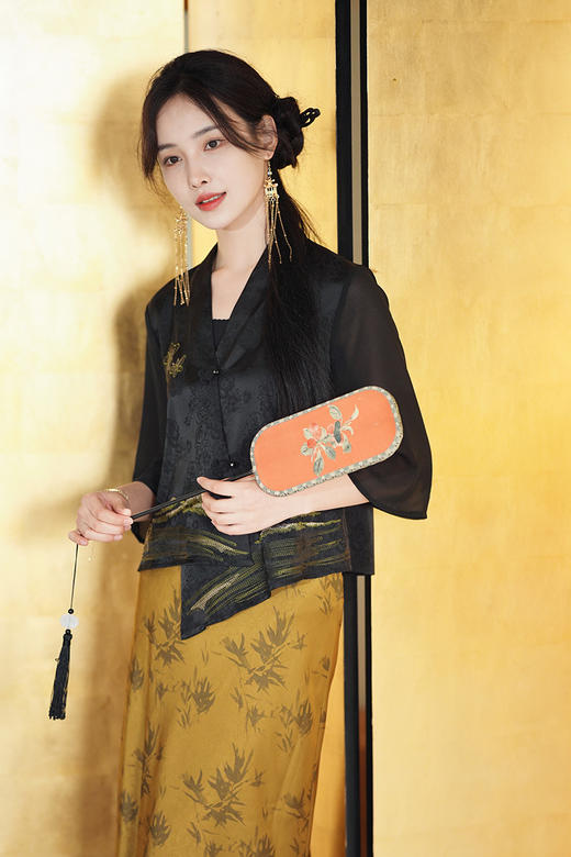 逸红颜明月优选 #『竹影』竹风雅韵新中式半身裙,斜裁鱼尾裙型,百搭舒适,松弛有度 商品图9