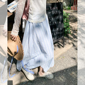 <曾小咸推荐> 【海岸甜心】蓝色格子半裙+上衣