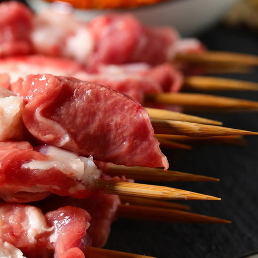 【羊肉串】天莱香羊串半成品腌制牛肉户外烧烤10串/盒/300g 商品图3