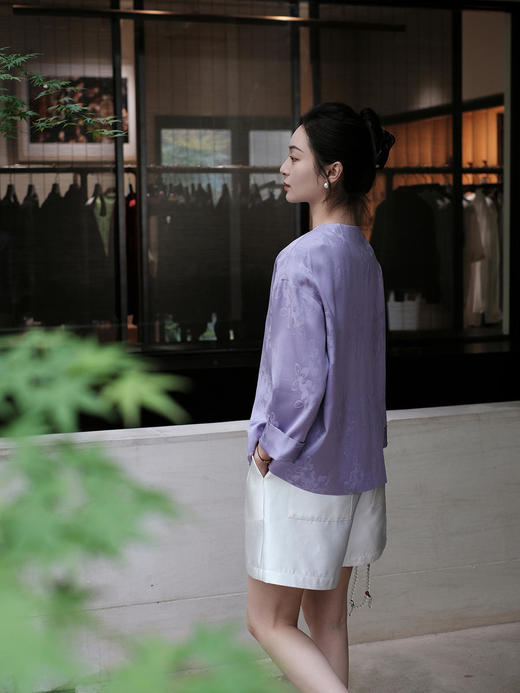  盛唐婧 |新中式流苏浮雕外套-紫色(售完不补-不退不换) 商品图4