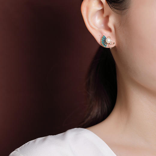 S925纯银镀金，淡水珍珠国潮景泰蓝蝴蝶结耳钉复古珐琅银耳饰CW-272 商品图3