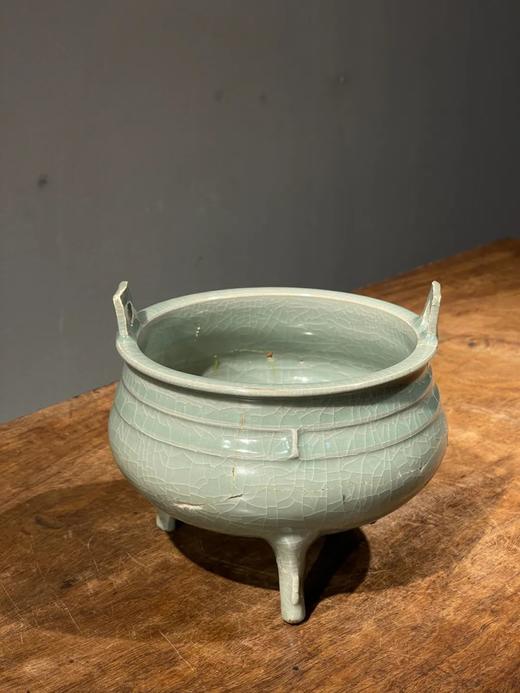 官窑釉青瓷三足双耳鼎式炉，顺丰包邮 商品图4