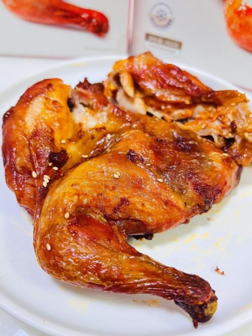 💫【港点湾奥尔良烤鸡】✅1、奥尔良改良风味，🥰12小时腌制，味道绝对秒杀普通烤鸡，超好吃~🌿 2、浓汁➕肉嫩➕爆汁，肉质超级鲜嫩，一点不柴就是香！ 商品图3