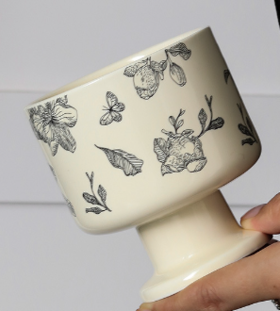 白山茶花高脚杯