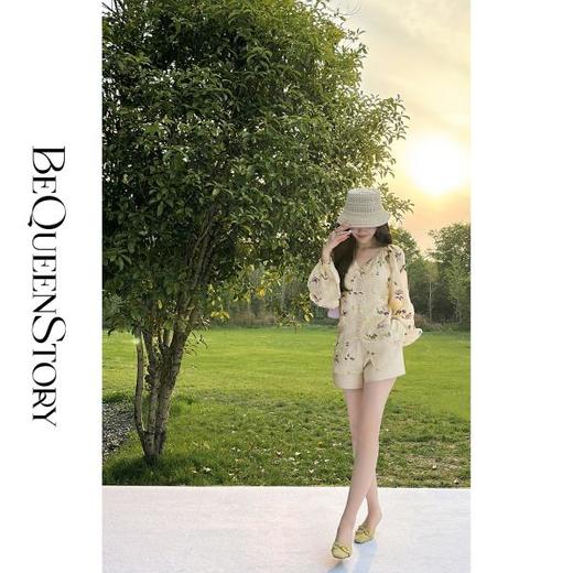 余潇潇【柳浪闻莺】重工刺绣天丝收腰连肩袖V领上衣&花苞短裤 商品图2