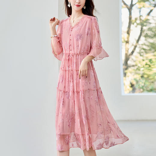 QS-82497018重工刺绣真丝连衣裙女新款夏季中袖年轻款优雅气质V领桑蚕丝 商品图1