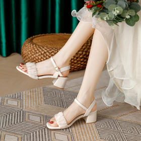 【降价10元！不挑脚型的一字凉鞋】达芙妮同款凉鞋 日系简约风 经典时髦！