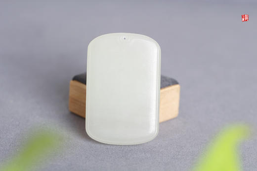 和田烟青玉无事牌【平安顺遂】吊坠  配精美挂绳 商品图0