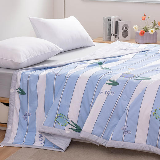 多喜爱 天丝绸印花空调被夏被 花间晴/浪漫花庭/极地星球/奇幻秘境cs 商品图4