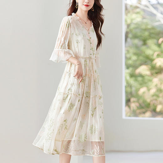 QS-82497018重工刺绣真丝连衣裙女新款夏季中袖年轻款优雅气质V领桑蚕丝 商品图2